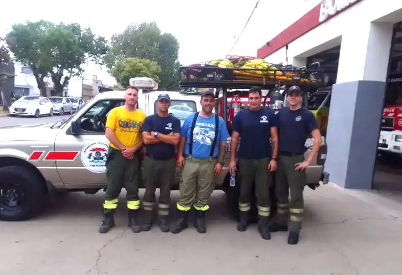 Colaboración de bomberos de Chascomús: Incendio forestal en Hudson alcanzó varias hectáreas de la Reserva de Punta Lara