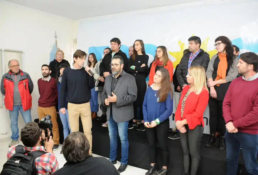 Bajo la premisa de "una nueva oportunidad para Tandil", se presentó el Frente de Todos