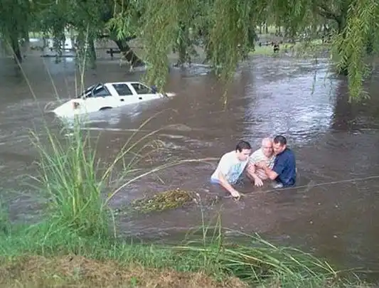 Basavilbaso: Por la tormenta hubo evacuaciones y accidentes