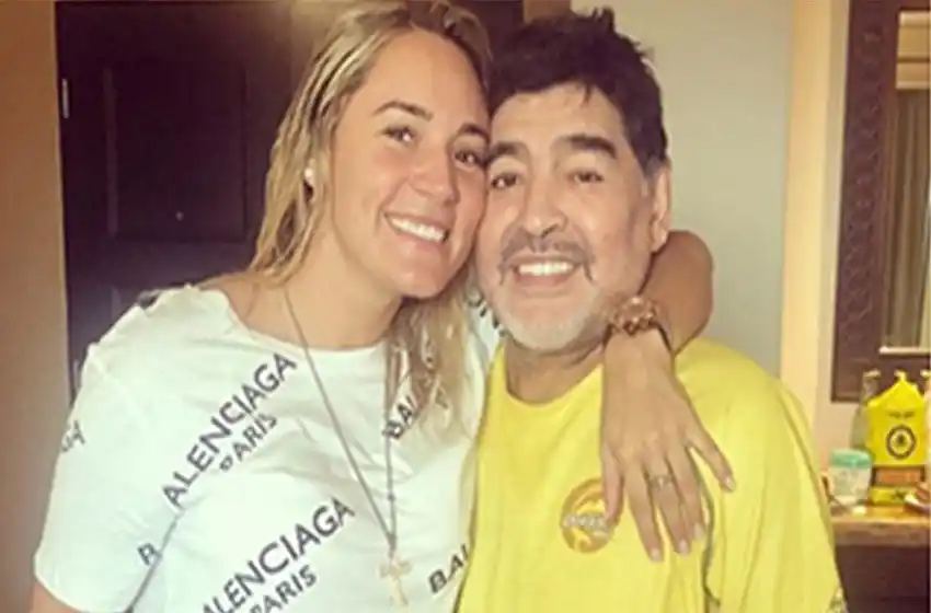 Tras la internación de Maradona, Rocío Oliva aseguró: “El problema de Diego es el alcohol”