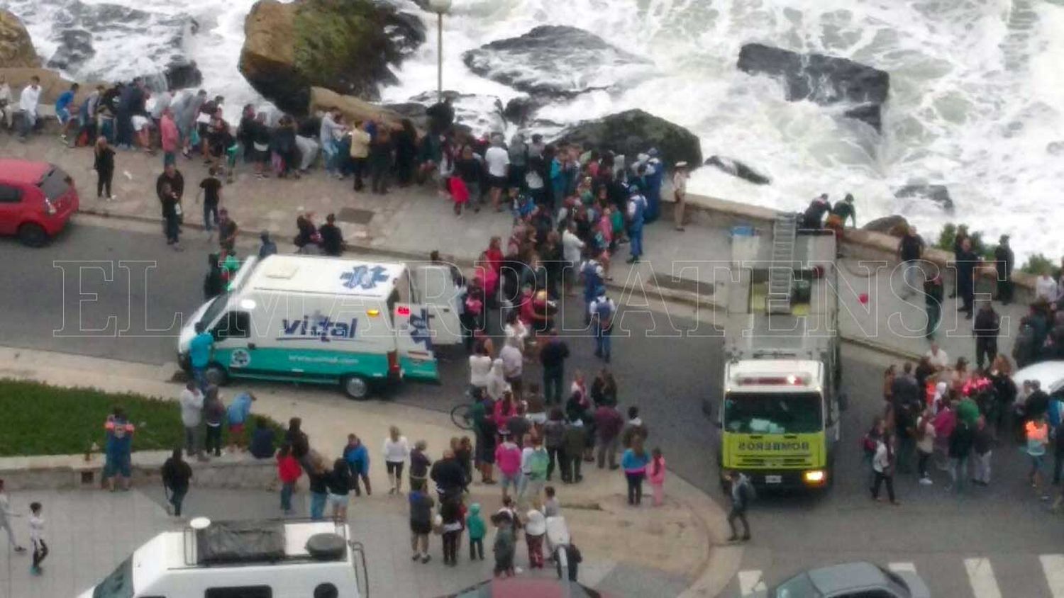 Domingo agitado en el mar: simulacros y dos rescates