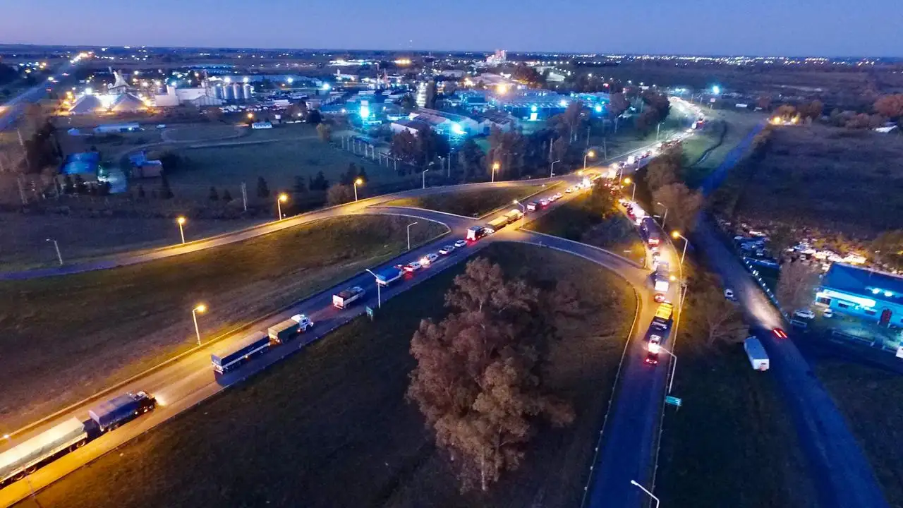 Fastidio en el Acceso Sur: casi dos horas de espera para entrar a Gualeguaychú