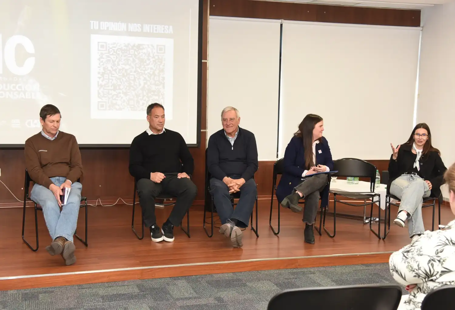 En el Panel de Intercambio, los ingenieros agrónomos Ricardo Bartosik, Mariano Delbuono, Pablo Calviño y Rosario Iturralde Elortegui.