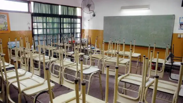 AGMER registró un 90% de adhesión al paro en el turno mañana

