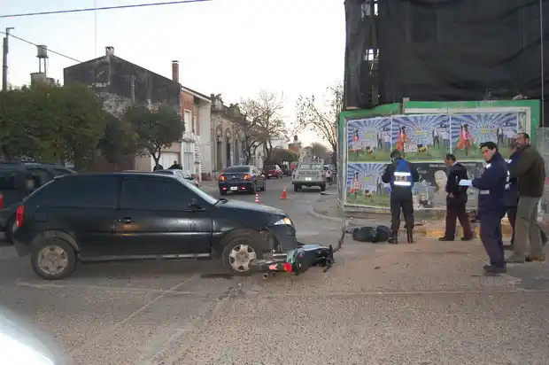 La mañana arrancó con un accidente de tránsito  en el centro de la ciudad