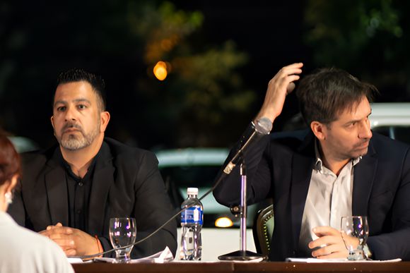 El papelón de los radicales tiene cómplices en el Concejo: el expediente no figura, aunque tiene sello de ingreso