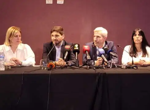 Frigerio recibió a Pullaro para delinear una agenda común entre Santa Fe y Entre Ríos