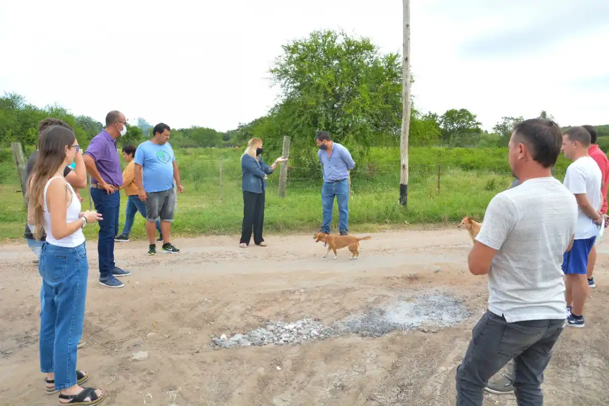 La Municipalidad se reunió con vecinos de la Rivera para coordinar acciones durante el feriado de carnaval