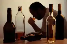 ALCOHOLISMO. Historia
