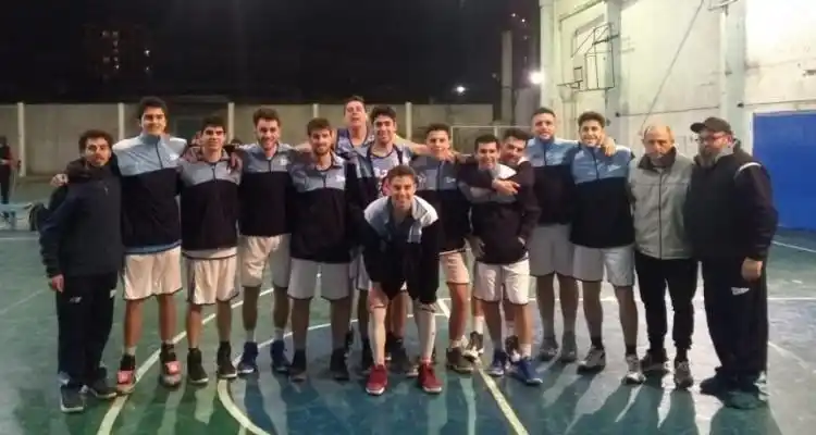 Náutico robó la localía en Pilar