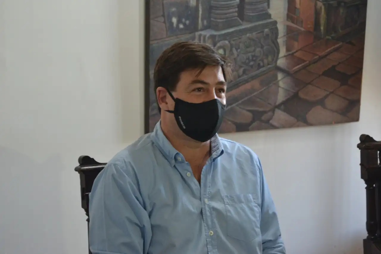 Morchio dio positivo de COVID-19