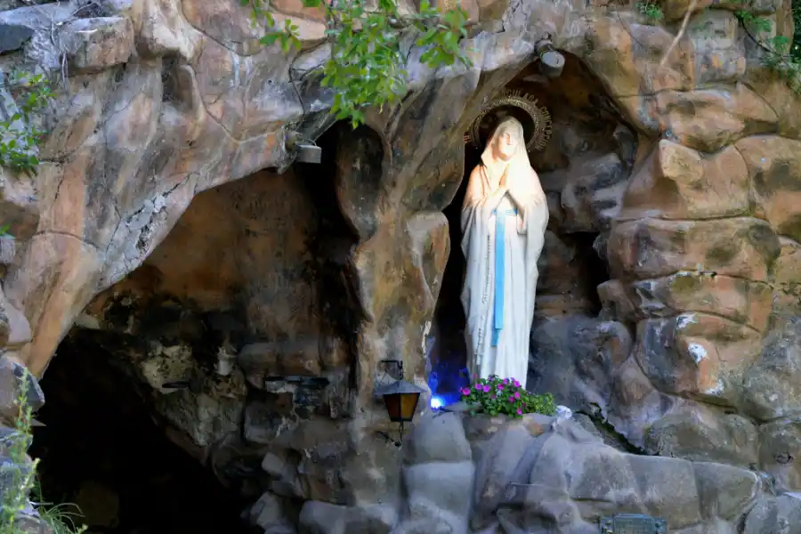Habrá cortes de tránsito por la procesión a la virgen de Lourdes