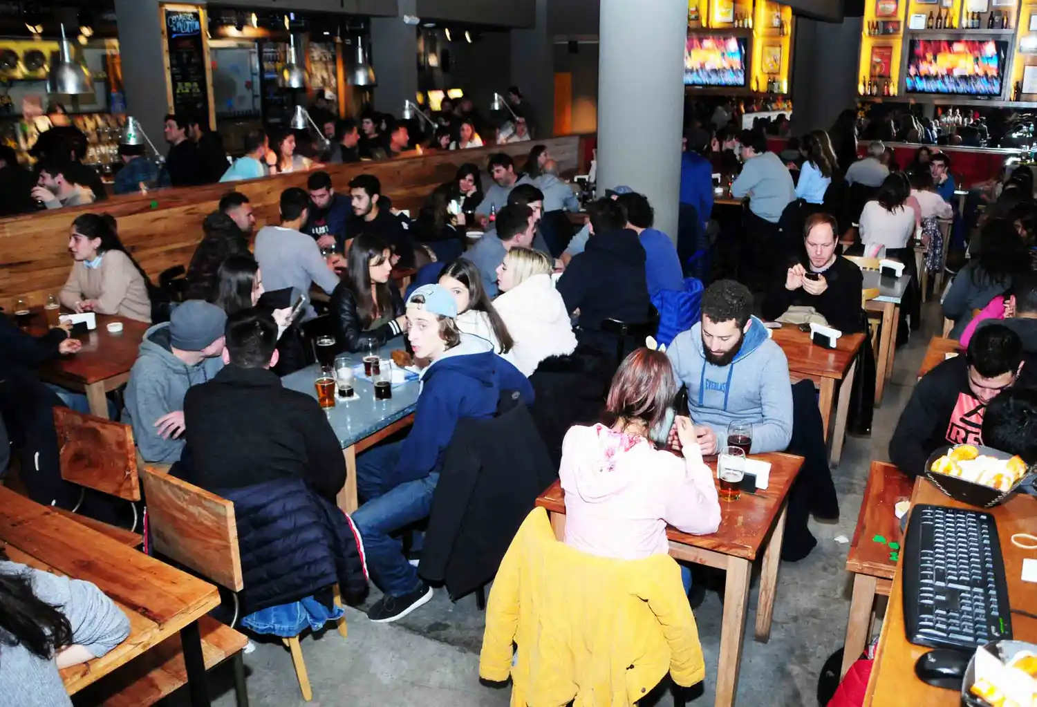 Cervecerías y restaurantes, las opciones más elegidas para el Día del Amigo 