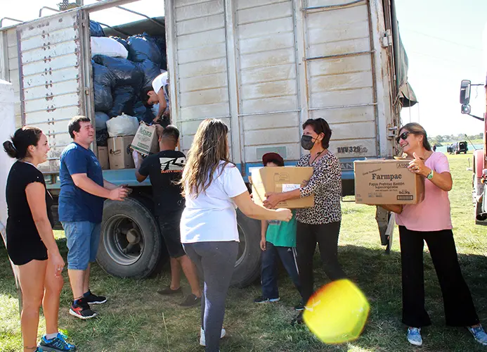 Se completó otro camión solidario