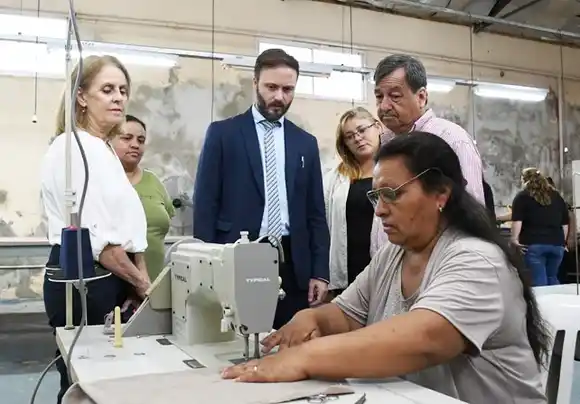 Se puso en funcionamiento el Taller Textil Municipal