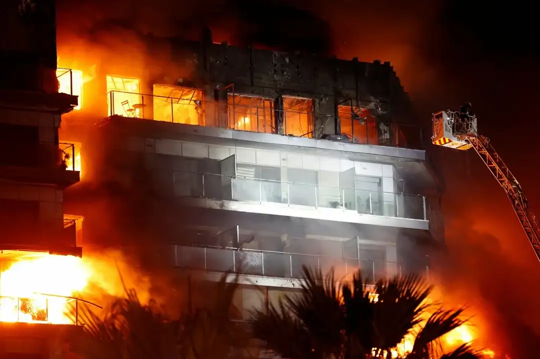 El incendio dejó diez víctimas fatales.