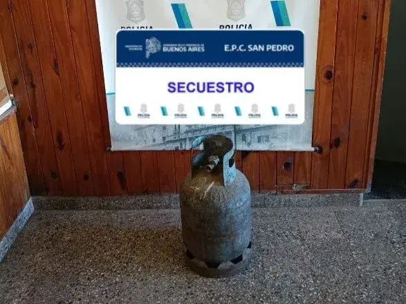 La garrafa fue restiutida a su propietario.