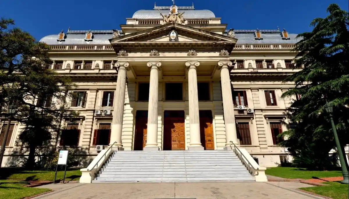 La Legislatura bonaerense puso fecha y retorna al recinto después de Semana Santa