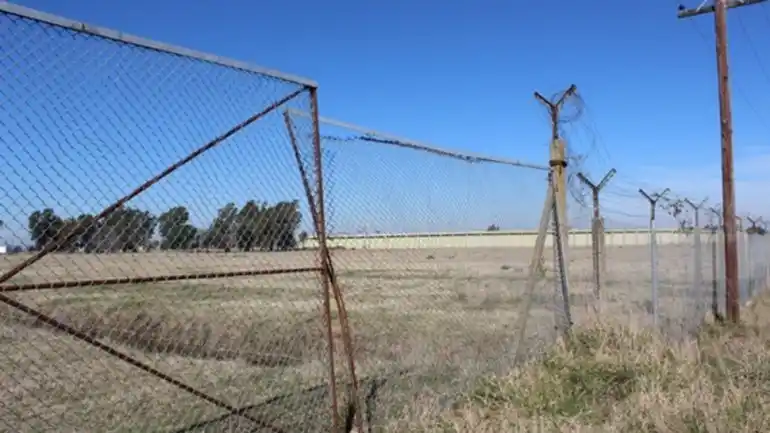 Desidia, falta de inversión e inoperancia en la cárcel de Alvear donde se fugaron los Lanatta y Schillaci