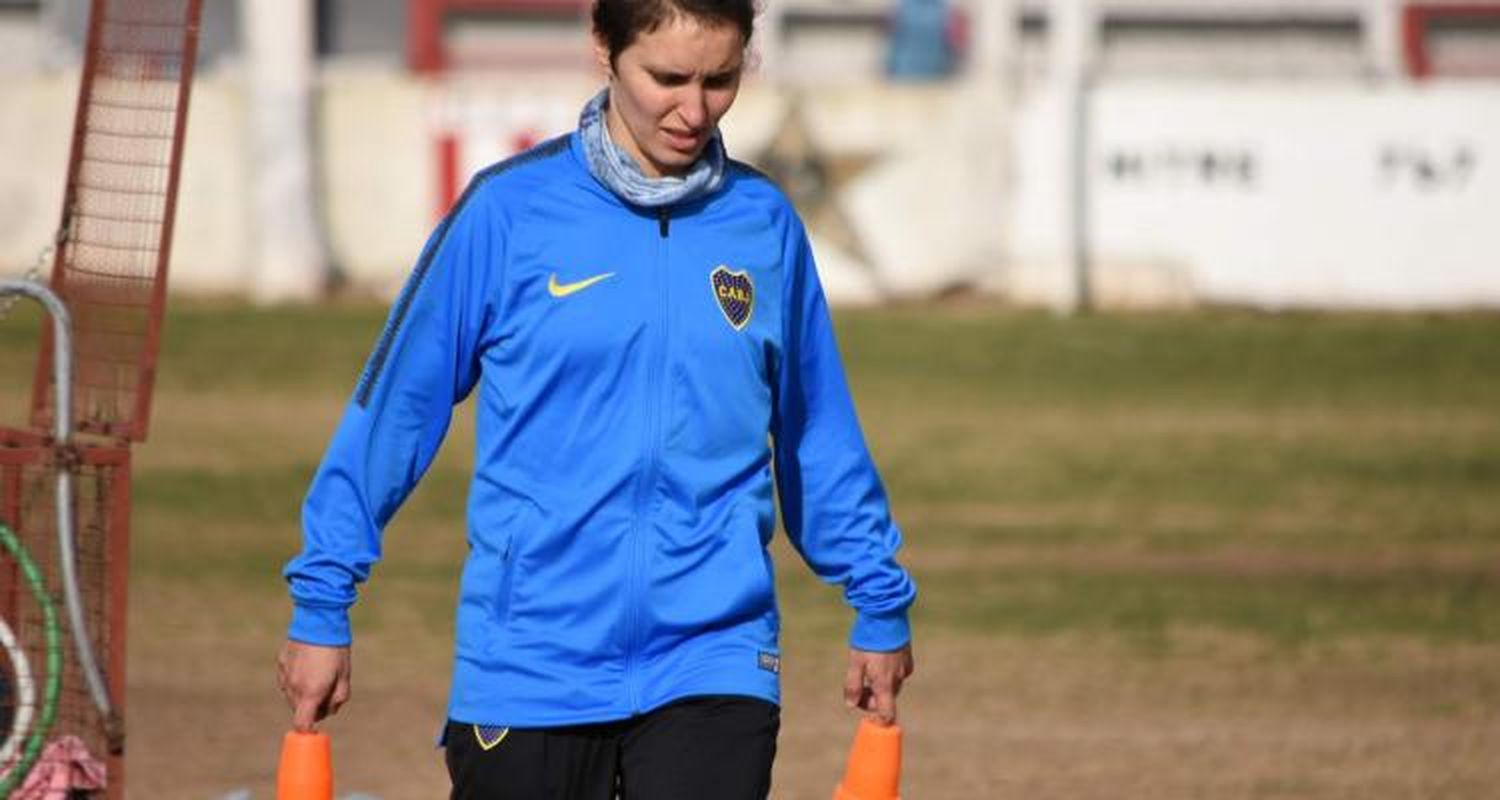 #CharlasConDeportistas Ludmila Manicler: El fútbol femenino profesional, su paso por Barcelona y el día que Ronaldinho pidió saludarla