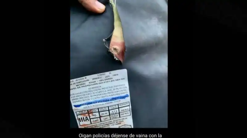 CON ARMA EN MANO: delincuentes le dejaron un mensaje a funcionarios