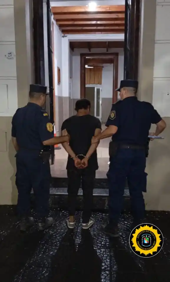 Detenido por robo en flagrancia en el comedor "La Rotonda"