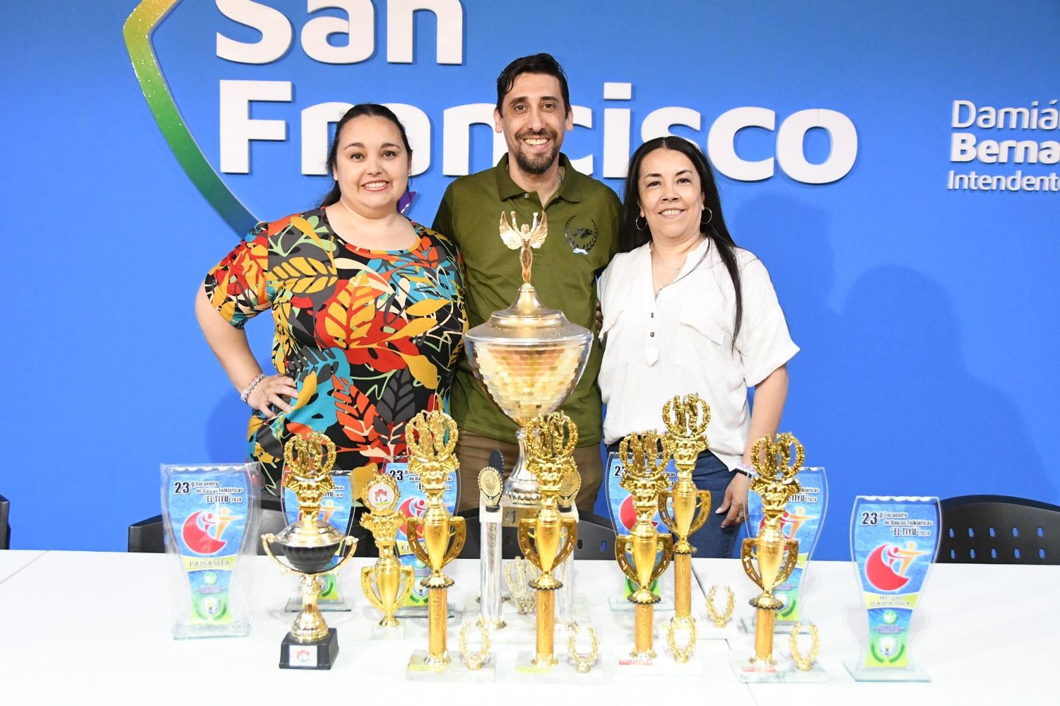 La Escuela Municipal de Danzas Folklóricas se destacó en certamen de Carlos Paz