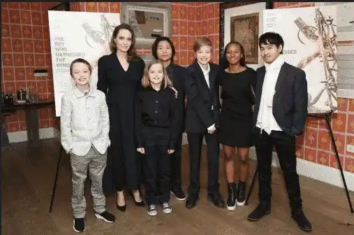 Angelina Jolie tendrá que compartir la custodia con Brad Pitt. Foto AFP