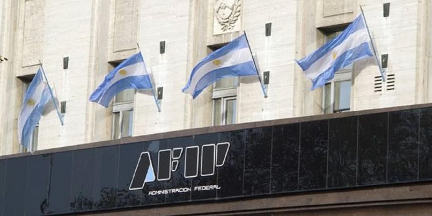 La AFIP suspendería los embargos a Pymes y analizan una nueva medida que afecta a la moratoria fiscal