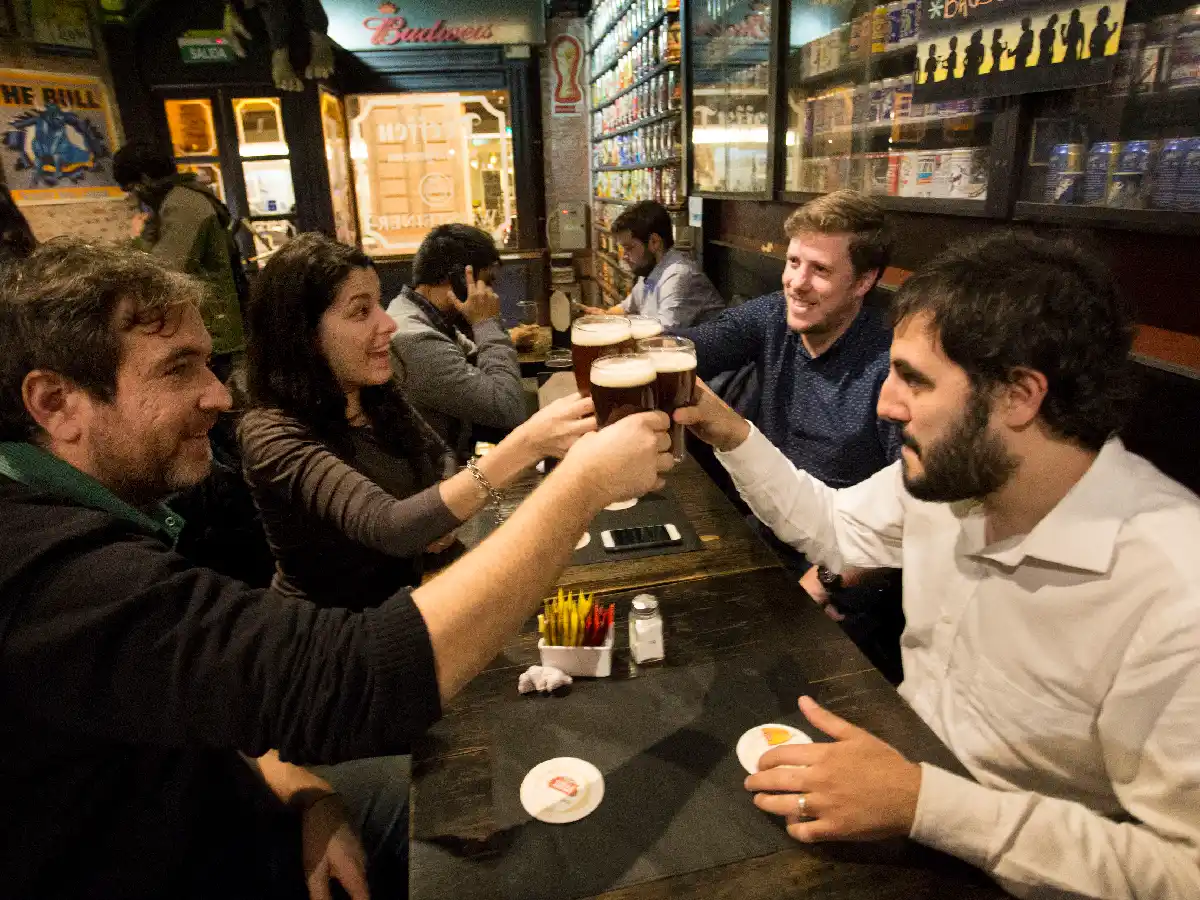 Día del Amigo, una celebración impulsada por un argentino que ganó prestigio mundial
