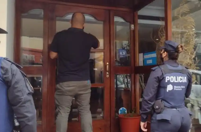 Clausuran otro hotel en La Perla