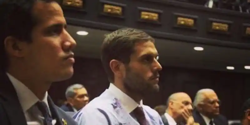 Presidencia (e) de Guaidó exige libertad plena para Juan Requesens