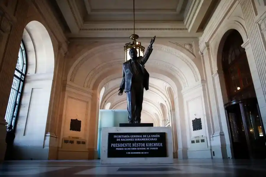 Estatua de Kirchner (Foto: AP)