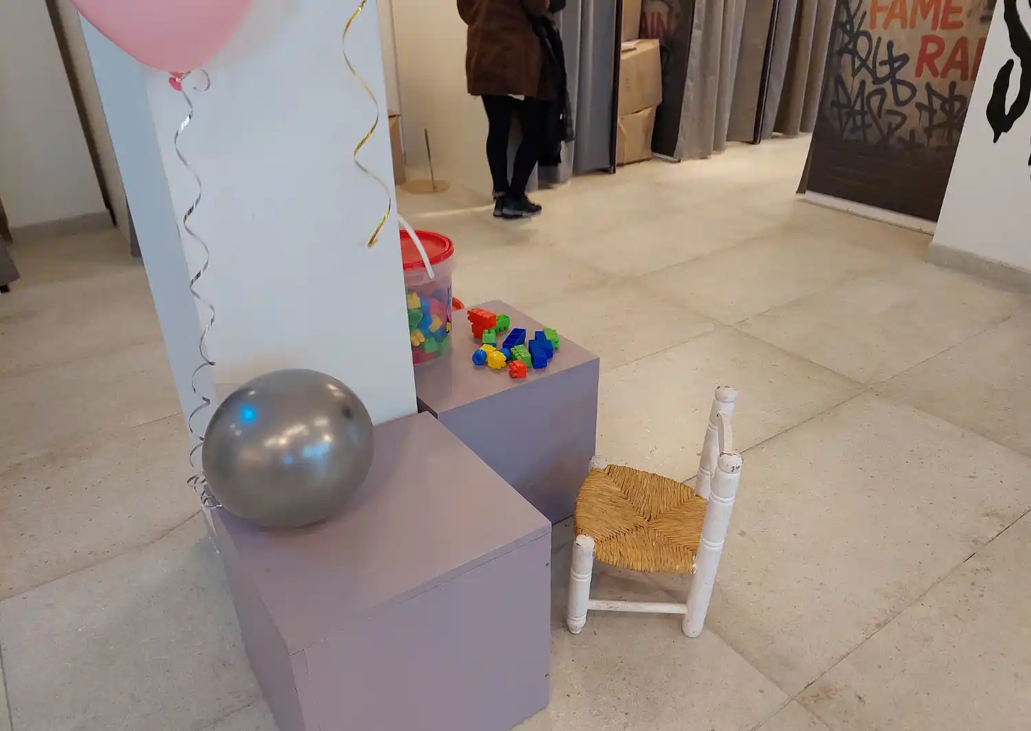 sección de niños en rain