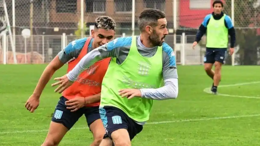 Lisandro López fue titular en la práctica de Racing