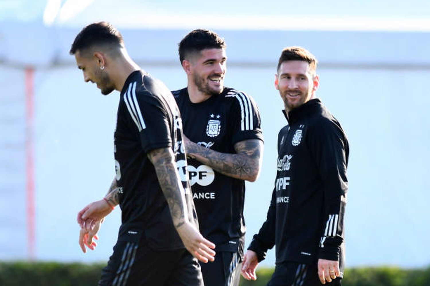 Messi volvió a trabajar con normalidad y será titular