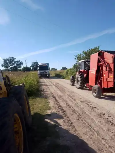 Aldea Santa Rosa: Mejoran caminos rurales para fortalecer la producción local