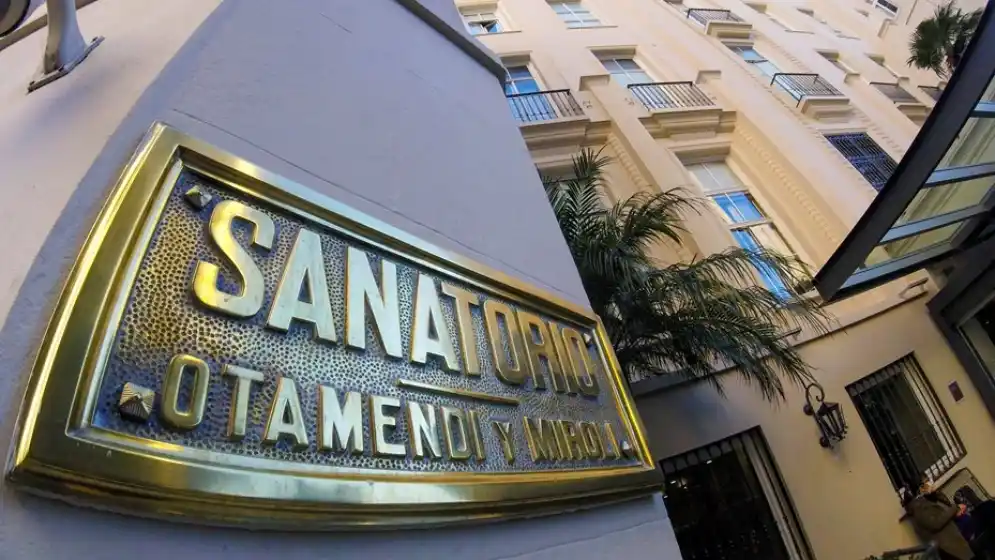 Alberto Fernández fue intervenido con un «bloqueo radicular» en el Otamendi