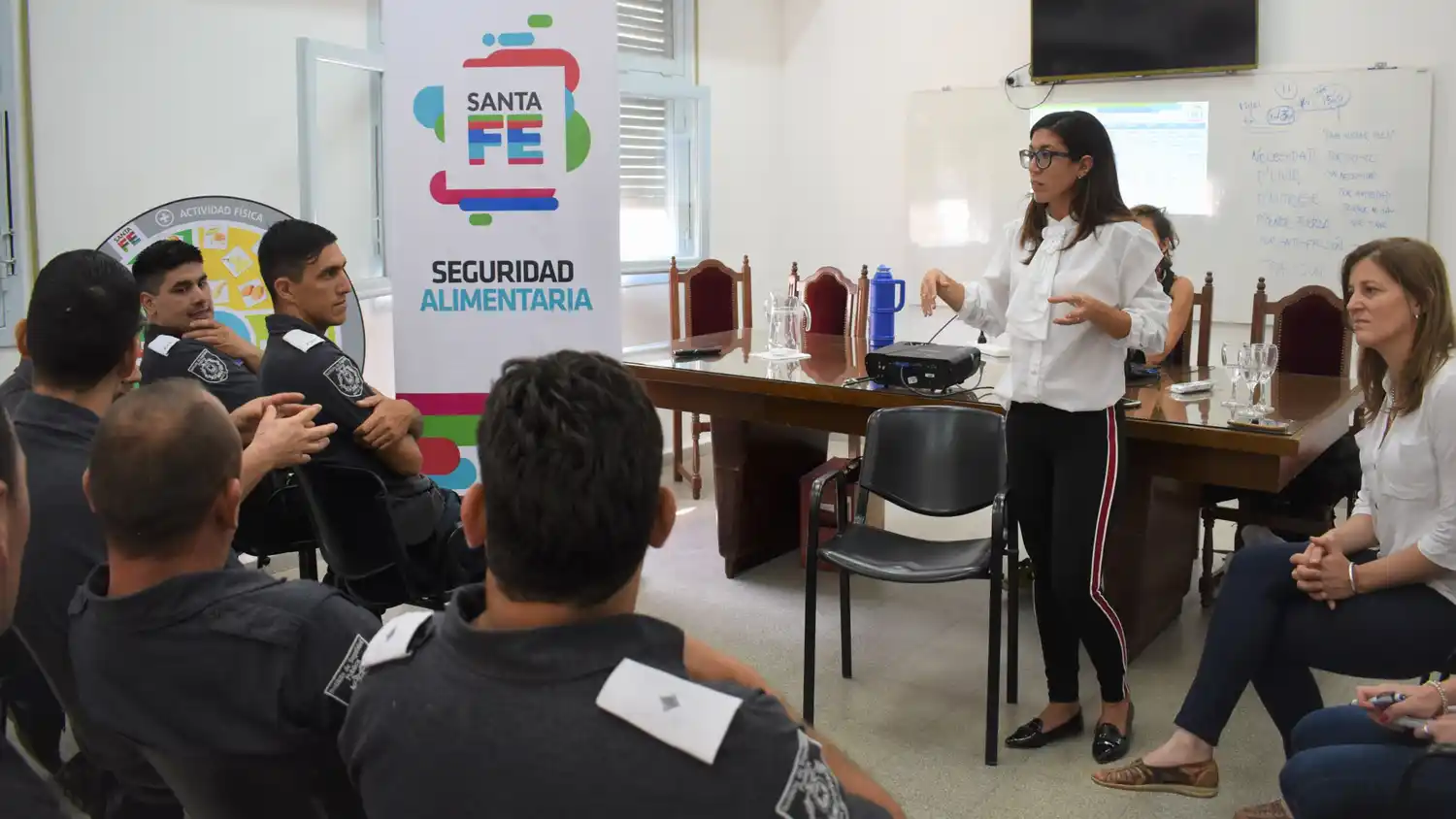 Se capacitó a trabajadores del ISEP sobre estrategias de alimentación
