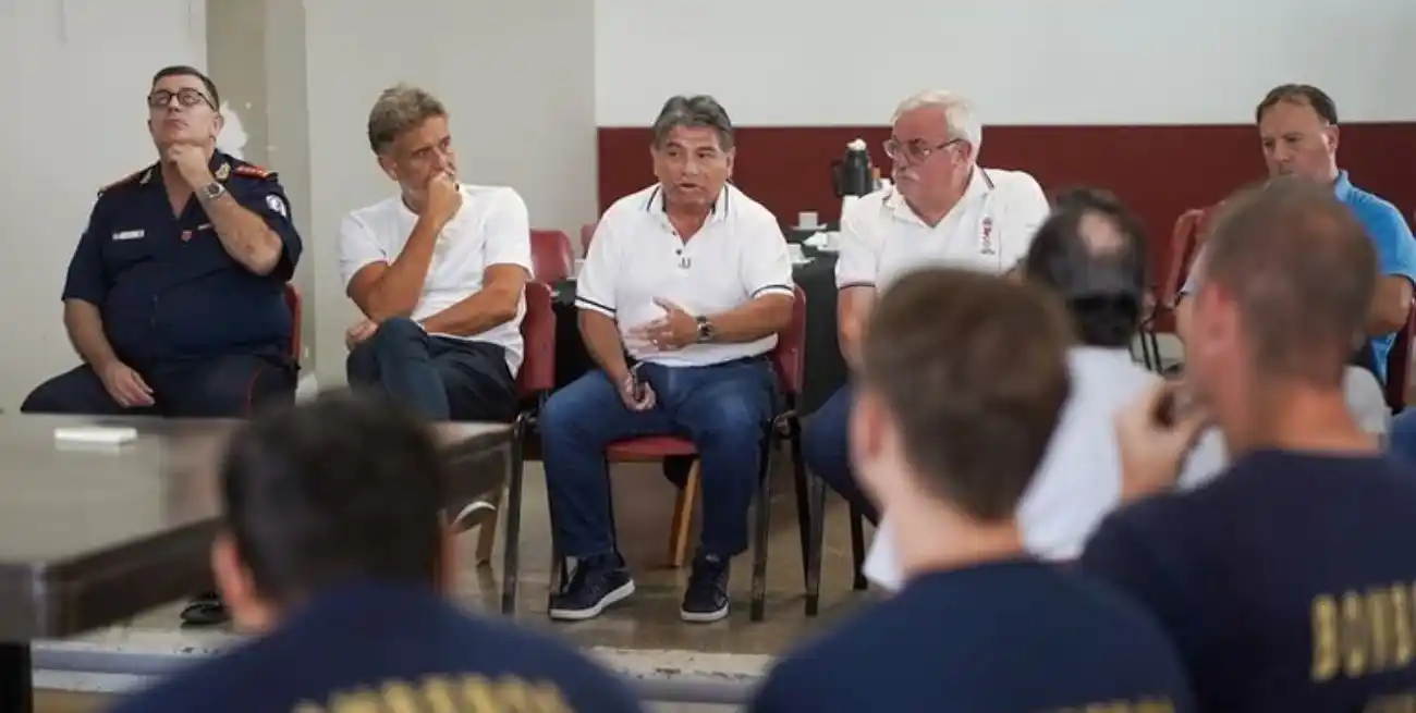 Camino al acuerdo: los Bomberos de Firmat buscan reactivar el uso de la sirena