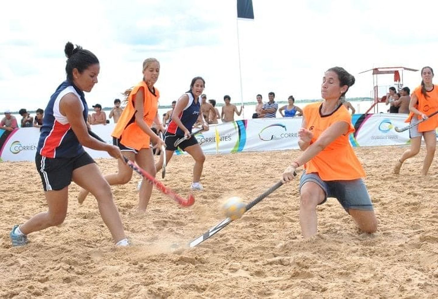 Se viene el "Hockey Beach Necochea" (foto de archivo)