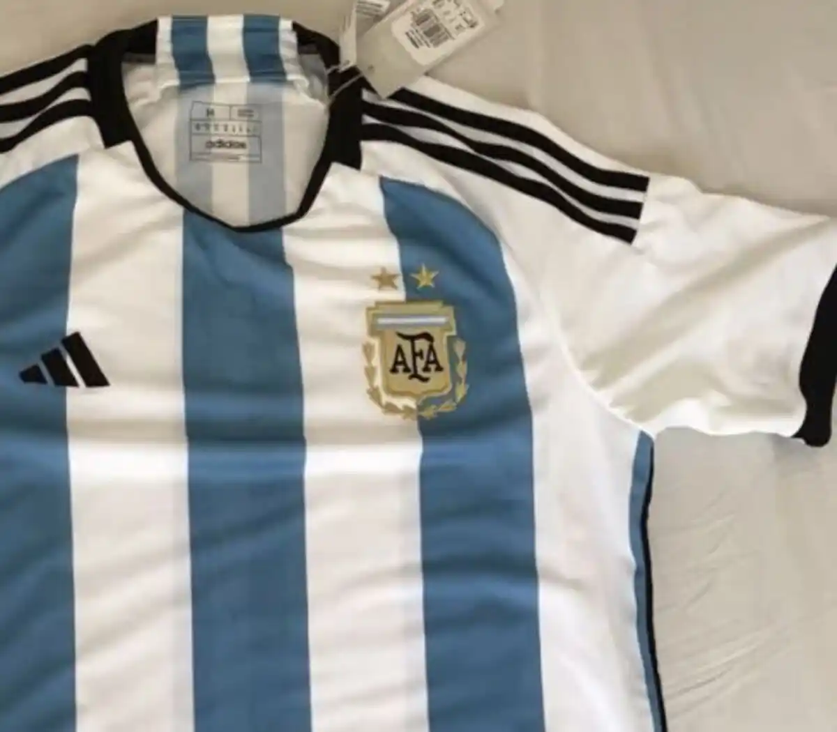 Furor por el Mundial en Tandil: creció la demanda de artículos vinculados a la Selección