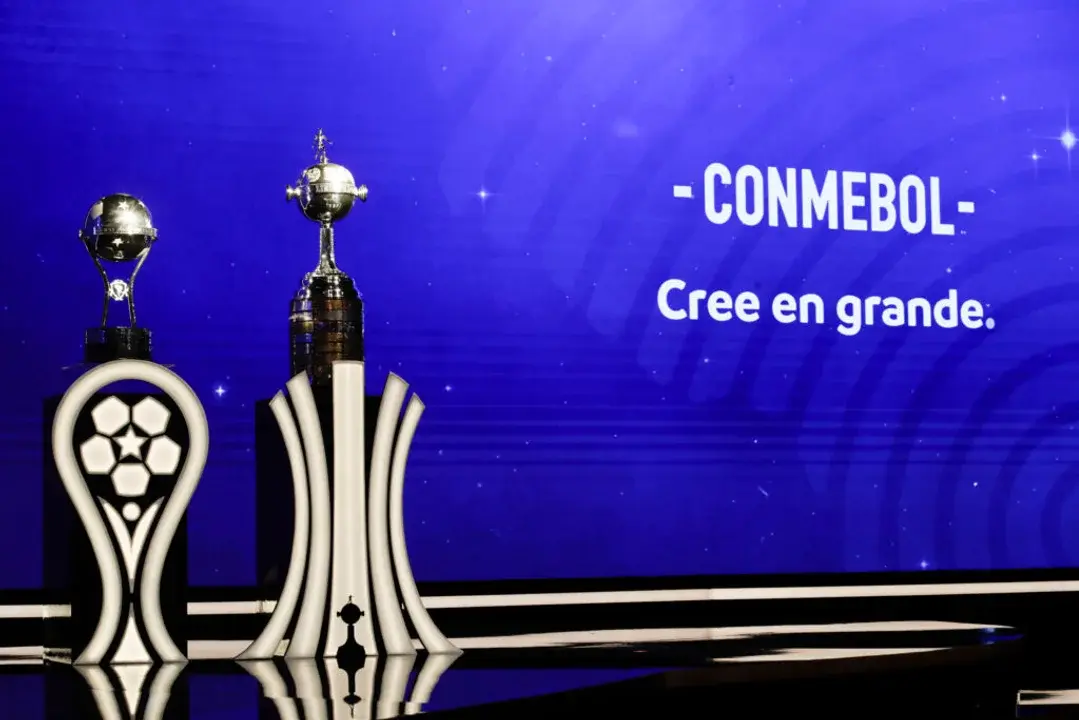 A las 20 en Luque, se sortean las fases de grupos de las dos competencias continentales con presencia de clubes argentinos. Foto: CONMEBOL