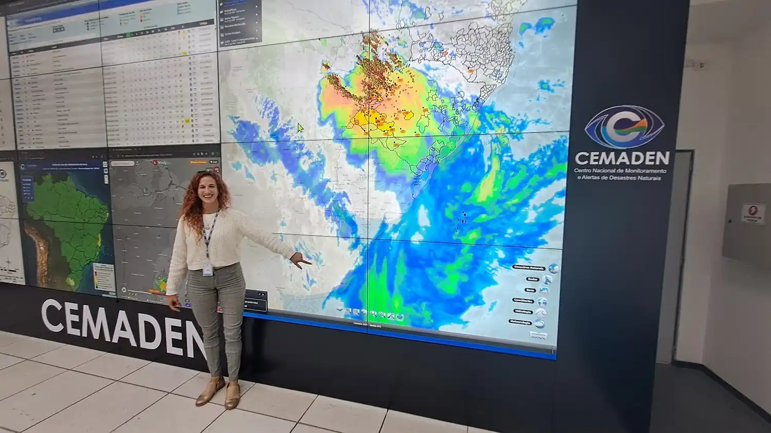 María Lorena La Macchia, docente becada, realizó una estadía en el Instituto Nacional de Investigaciones Espaciales