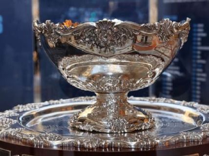 La "Ensaladera de Plata" que estará en juego en noviembre en Bolonia.Foto:AP