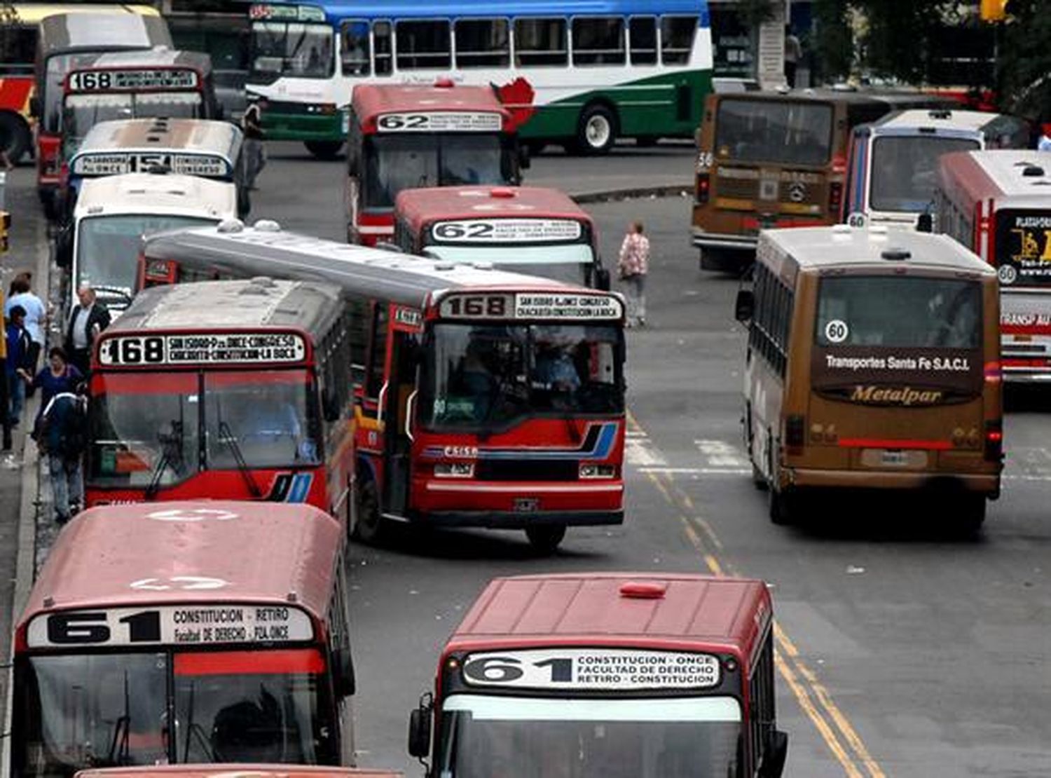 Inseguridad: Paro total de colectivos por 12 horas en el Conurbano