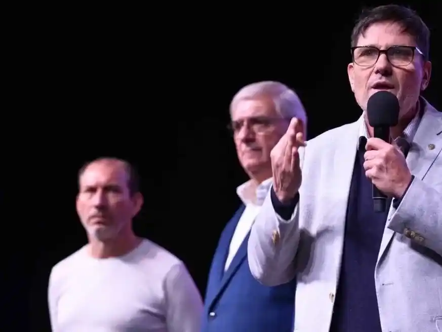 El ministro José Goity al inaugurar el 2do Congreso "Santa Fe en Movimiento", en Rosario. Foto: GSF