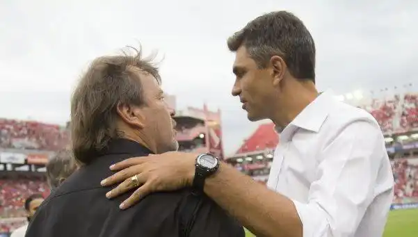 El reclamo de Pellegrino a los hinchas de Independiente