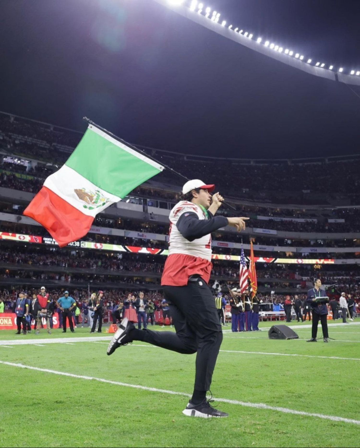 El mexicano que podría conseguir un anillo de Super Bowl