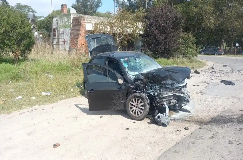 Fuerte choque frontal que resultó con 4 heridos